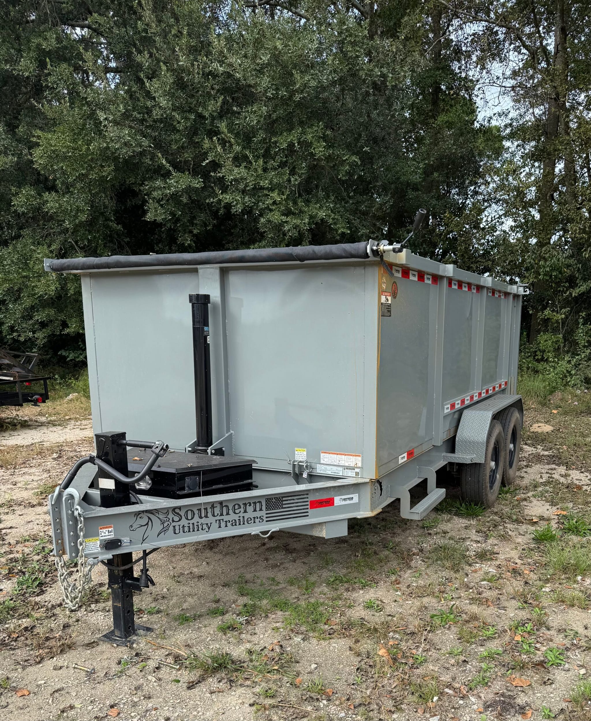 DUMP TRAILER